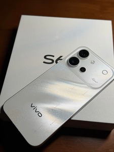 Nuevo Smartphone Android 5G Vo S60 Snap 8S Gen 3 2026 con Pantalla AMOLED de Alta Frecuencia de Actualización de 6.59 Pulgadas, 144Hz, 7200mAh y Carga Rápida de 90W - Product Image 3