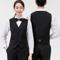 Vente en gros de salopettes pour hommes vêtements de travail uniformes de serveur respirants et imperméables vêtements de travail chinois gilet cool avec logo personnalisé pour le travail