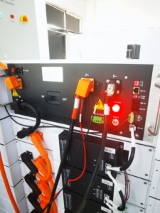 Madsun haute tension 360V plate-forme 358.4V 280AH 100KWH <span class=keywords><strong>HVS</strong></span> <span class=keywords><strong>byd</strong></span> boîte à lames Lifepo4 batterie Super condensateur énergie - Product Image 6