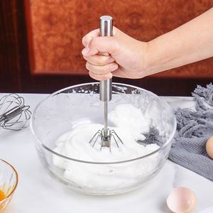 Type <span class=keywords><strong>de</strong></span> presse en acier inoxydable batteur à oeufs semi-automatique outil <span class=keywords><strong>de</strong></span> fouettage <span class=keywords><strong>de</strong></span> batteur à oeufs rotatif télescopique - Product Image 5