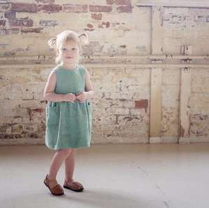 Nouvelle Robe Bébé en Coton et Lin Couleur Unie pour la Vente en Gros, Robe Bébé en Lin 2 Ans, Robe d'Été pour Bébé - Product Image 6