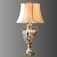 Lampes de table de bureau de haute qualité, style oriental, éclairage d'hôtel, style antique rétro, haut de gamme, populaires, pour salon, vente en gros, céramique