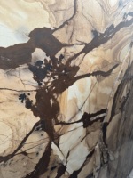 Dalle de marbre naturel à rayures annuelles, motif tourbillon blanc et gris, pour mur d'accent intérieur et décoration de comptoir de cuisine