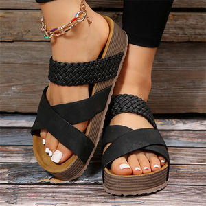 2025 babouches à semelles épaisses pour femmes sandales plates tissées confortables pour femmes pantoufles croisées - Product Image 3