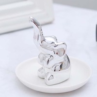 Porte-bijoux éléphant blanc en céramique mignon, support décoratif pour bagues/plateau à bibelots, cadeaux pour la Saint-Valentin, fiançailles, mariage, anniversaire