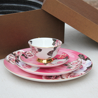 Services de table de luxe en porcelaine fine, design personnalisé, incrustation dorée, vaisselle moderne écologique pour mariage
