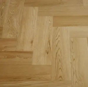 Click UV Lacquered Oak Herringbone 14mm Thickness 3-Ply Engineered Wood Flooring