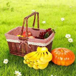 Cesta de picnic rectangular de ratán con asa para almacenamiento de frutas y uso en exteriores - Product Image 1