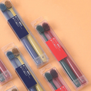 แปรงสีฟันขนนุ่มพิเศษไนลอนสำหรับใช้ในบ้าน ชุด 4 ชิ้น - Product Image 2