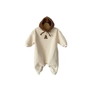 Babykleding Herfst En Winter Nieuwe Fleece Mannelijke Baby Onesie Pasgeboren Met Capuchon Onesie Baby Romper Fabriek Directe Verkoop