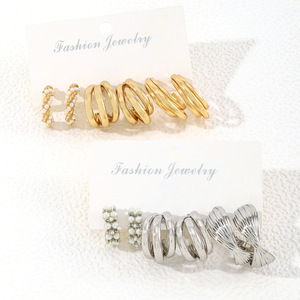 Parures de bijoux fantaisie tendance, 6 paires de boucles d'oreilles géométriques en imitation perle en forme de C pour femmes, style vintage, alliage plaqué or - Product Image 3