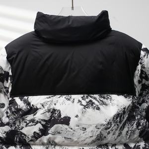 Chaqueta de mezclilla acolchada con capucha para hombre, de alta calidad, personalizada, larga, transpirable, con bloques de color, exterior de nailon y cierre de cremallera, al por mayor - Product Image 3