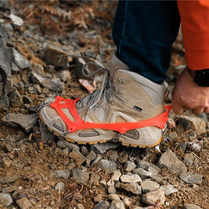 Crampons d'extérieur en acier inoxydable à 13 dents pour l'alpinisme, l'escalade sur glace, les couvre-chaussures antidérapants d'hiver - Product Image 1