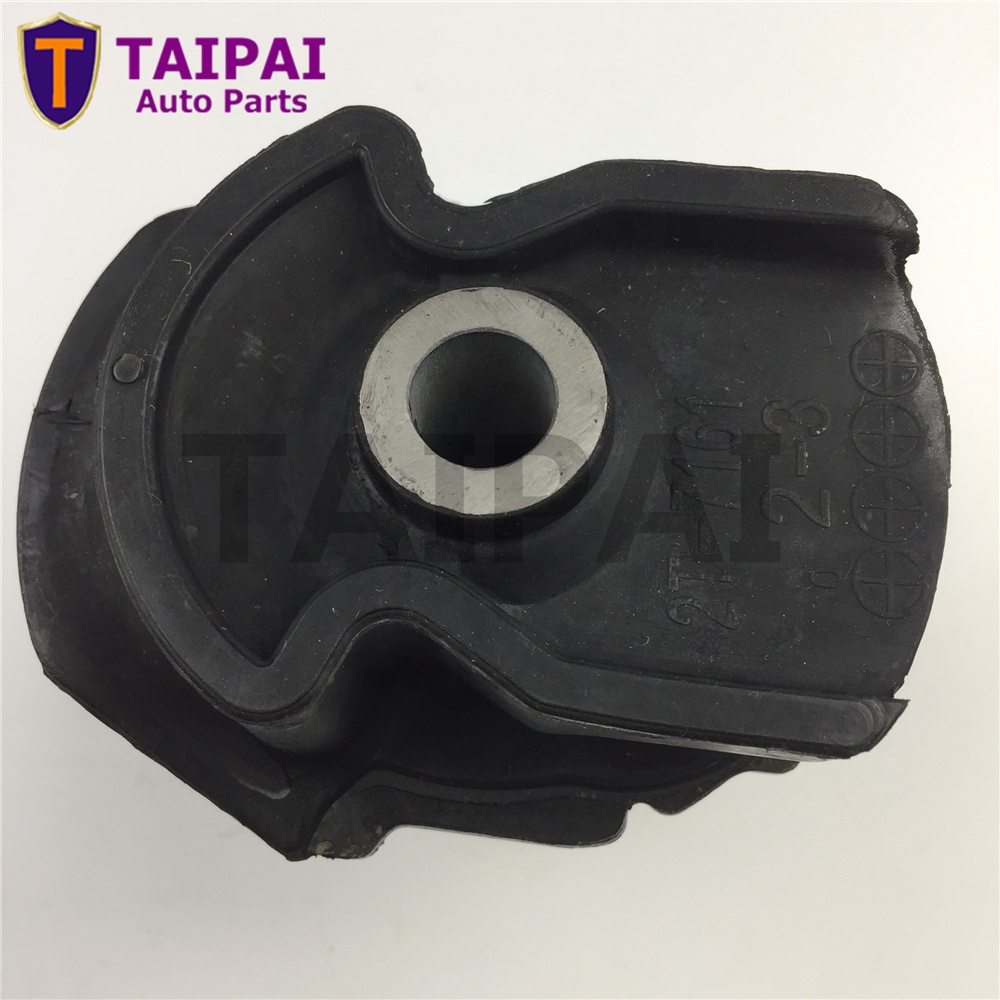 リアアクスルキャリアブッシュ48725-28050 48725-58010 PREVIA