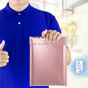 50 enveloppes à bulles en or rose de 3 tailles assorties, enveloppes rembourrées en feuille métallique scintillante, enveloppes d'expédition auto-adhésives en poly bulles - Product Image 5