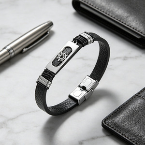 Men's <b>Leather</b> <b>Bracelet</b> Titanium Steel Spider Pattern Geometry Design Gift Jewelry 7.5in 8.5in 9in - Product Image 1