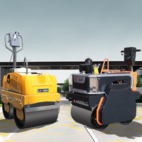 Mini-compacteur vibrant à double tambour de 26 pouces avec entraînement hydraulique, moteur diesel et pompe à engrenages