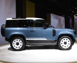 Range Rover <span class=keywords><strong>Evoque</strong></span> L: Système FWD intelligent avancé, freinage précis par vectorisation du couple, garde au sol 200-250 au meilleur prix - Product Image 5