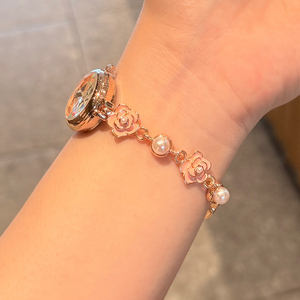 Reloj de Pulsera de Lujo Discreto para Mujer, Reloj de Cuarzo con Esfera de Concha e Incrustaciones de Diamantes - Product Image 4