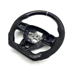 Volant en fibre de carbone de qualité supérieure pour <span class=keywords><strong>Focus</strong></span> <span class=keywords><strong>ST</strong></span> <span class=keywords><strong>Line</strong></span> 18 19 21 modèles Texture personnalisée antidérapante confort poignée Style de course Durable - Product Image 3