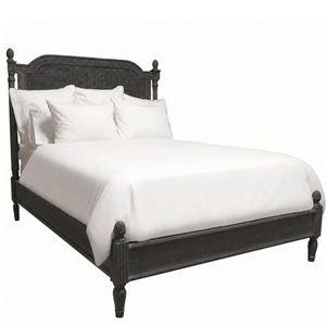 Línea de Muebles Americanos de Lujo Personalizados - Condiciones y Términos para Camas de Madera Maciza, Camas King Elegantes y de Alta Gama - Product Image 4
