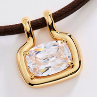 Collier ras du cou en acier inoxydable tressé avec pendentif rectangulaire en or et zircon cubique, délicat pour femme, idéal comme cadeau