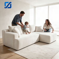 Canapé d'angle convertible moderne sur mesure, blanc, trois places, capitonné, emballé sous vide, extensible, pour salon d'appartement