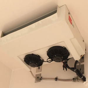 Semi-remorque frigorifique multi-usage d'occasion, blanche, 3 essieux, capacité de charge 20-25T, avec unité de congélation, personnalisée pour le stockage alimentaire et la livraison à froid - Product Image 5