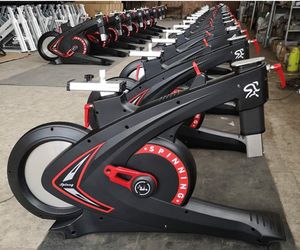 Entrenamiento de gama alta Fácil montaje Fitness <span class=keywords><strong>Spinning</strong></span> Bike <span class=keywords><strong>bicicleta</strong></span> magnética para uso de grado comercial - Product Image 2