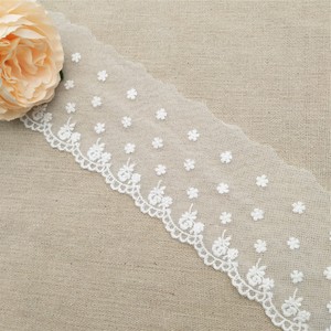 Exquisita Cinta de Encaje de Malla Blanca de Poliéster, Encaje Soluble en Agua con Bordado para Accesorios de Ropa, Decoración del Hogar y Regalos - Product Image 3