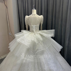 Robe de bal moderne Xx63 à imprimé floral en cristal et sequins, décolleté cœur, traîne chapelle, appliques, antistatique, longueur ras du sol, coupe classique - Product Image 5