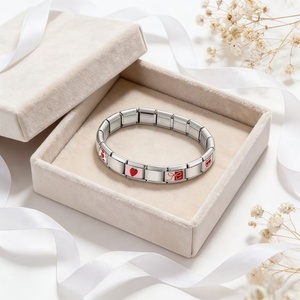 Venta al por mayor, gran oferta: Abalorio italiano personalizado de mariposa roja y coche, compatible con pulseras de acero inoxidable de 9 mm, para hacer joyas DIY, regalo. - Product Image 4