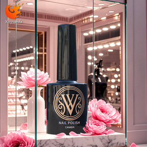 Scultura Gigante in Fibra di Vetro a Forma di Bottiglia di Smalto Nero, Grande Modello Cosmetico, Decorazione per Ingresso Negozio, Prodotto Personalizzato in FRP - Product Image 1