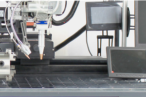 Macchina per Saldatura <span class=keywords><strong>Laser</strong></span> a Fibra Continua Automatica CNC di Alta Qualità, Prezzo <span class=keywords><strong>Laser</strong></span> 2000W - Product Image 3