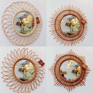 Miroir en rotin Art Déco écologique, coloré jaune et blanc, décoration d'intérieur - Product Image 6