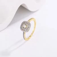 Ensemble de bijoux en or plaqué 18 carats de style classique européen et américain, incrusté de zircon, collier, boucles d'oreilles, bague, ensemble de 3 pièces, ornement