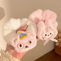 Vente flash Nouveaux chouchous en peluche de dessin animé mignons Filles Polyvalents Attaches de cheveux pour queue de cheval Chouchous moelleux Accessoires pour cheveux