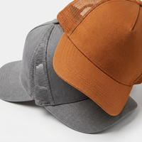 Casquette de camionneur unisexe personnalisée 5 panneaux en daim style Y2K, avec logo brodé ou patch tissé, maille respirante et fermeture snapback, haute qualité