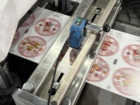 Machine de découpe automatique d'étiquettes, impression à plat, flexographie, traitement de papier autocollant industriel, marquage à chaud et plastification