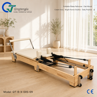 Machine de Pilates pliable et portable avec cadre en bois de chêne, design gain de place pour la maison et les exercices corporels