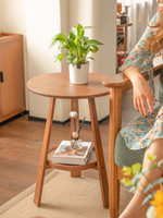 Table d'appoint avec rangement à 2 niveaux, pieds triangulaires stables, petite table d'appoint pour canapé, chambre à coucher, salon, gain de place