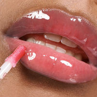 Baume à lèvres liquide hydratant à la fraise HUASURV, change de couleur, longue durée, hydratant, nourrissant, cosmétiques pour les lèvres avec vitamine E 9ml