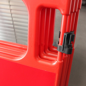 Bốn mặt nhựa có thể tháo rời tạm thời phản chiếu mô-đun hàng rào có thể gập lại an toàn chướng ngại vật cho đám đông kiểm soát giao thông rào cản - Product Image 6