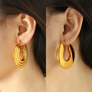 Pendientes de Aro en Forma de U, Diseño Geométrico, Tono Dorado y Plateado, Uso Diario, Joyería de Moda Unisex - Product Image 4