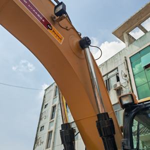 Excavadora usada CAT 315D original de alta calidad, excavadora hidráulica de cadenas de 15 toneladas, CAT 315D2 de segunda mano en venta - Product Image 4