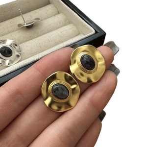 Pendientes plisados de estilo coreano de plata de ley S925 con piedra natural Diseño de personalidad simple de moda y elegante - Product Image 3