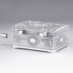 Elf Princess Rose Flower Caja <span class=keywords><strong>de</strong></span> música con manivela Mini caja <span class=keywords><strong>de</strong></span> música <span class=keywords><strong>de</strong></span> metal <span class=keywords><strong>Castillo</strong></span> en el cielo Recuerdo creativo - Product Image 1