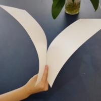 Planche en plastique HDPE blanc mat texturé, surface anti-reflet et résistante aux rayures, finition mate blanche, feuille HDPE