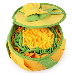 Vente en gros de boîtes à renifleurs <span class=keywords><strong>pour</strong></span> chiens <span class=keywords><strong>pour</strong></span> soulager <span class=keywords><strong>le</strong></span> stress des cadeaux de Noël, tapis de dressage <span class=keywords><strong>pour</strong></span> chiots - Product Image 3