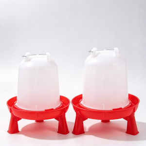 <span class=keywords><strong>Abreuvoir</strong></span> à volaille en plastique, <span class=keywords><strong>abreuvoir</strong></span> à gravité pour poulets avec base en forme de bac - Product Image 2